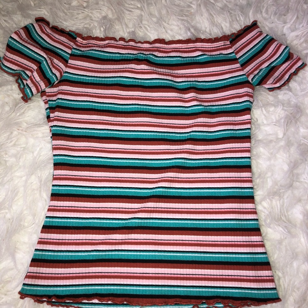 Arizona size small off the shoulder top!!